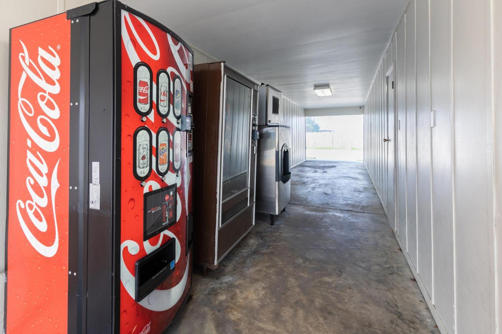 Oyo Hotel Deridder Hwy 171 North Luaran gambar